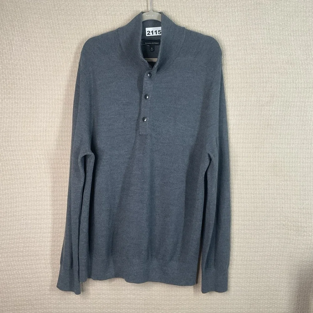 NWOT Banana Republic Sweater Mens XL Gray Wool Blend Henley Mock‎ Neck Grid Knit